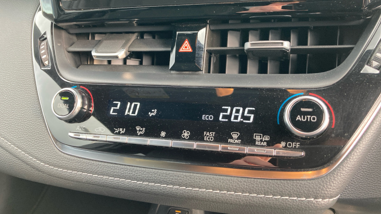 Toyota Corolla 2.0 VVT-i Hybrid Design 5dr CVT Hybrid Estate